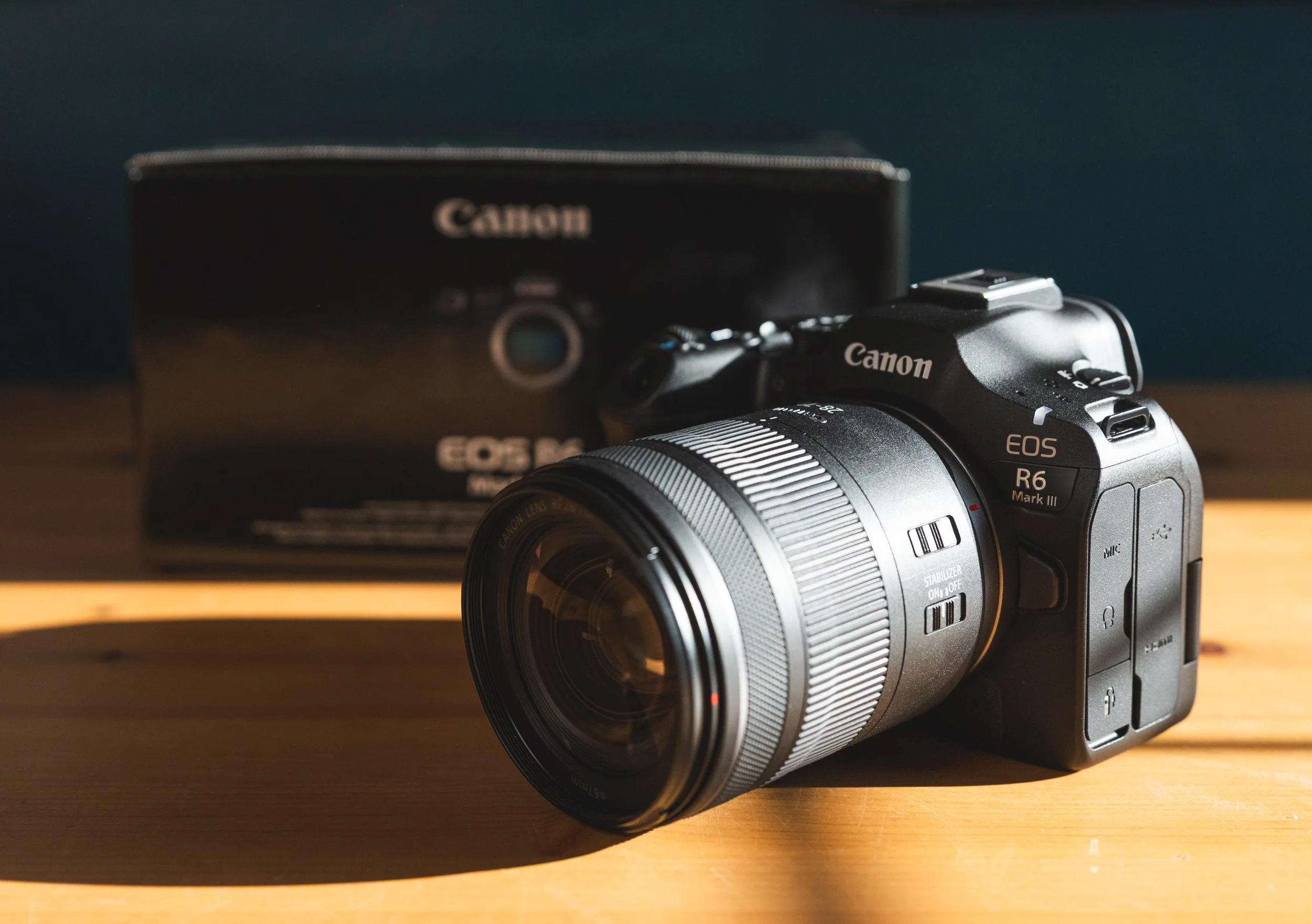 Contax Carl Zeiss 140mm f/2.8 Sonnar T* Lens Review & Sample